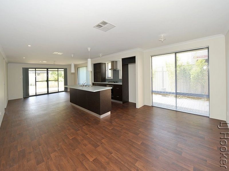 1/19 Karrul Way, Greenfields WA 6210