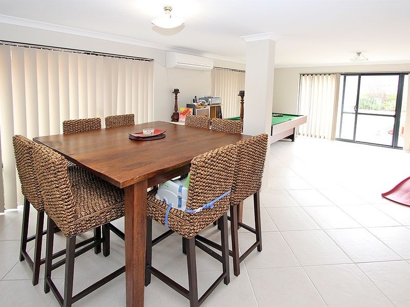 33 Seascapes Boulevard, Halls Head WA 6210