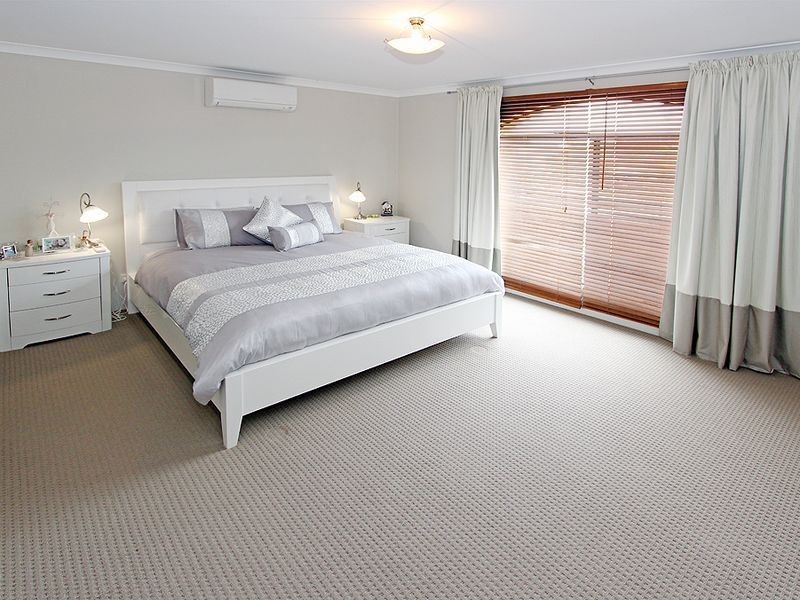 33 Seascapes Boulevard, Halls Head WA 6210