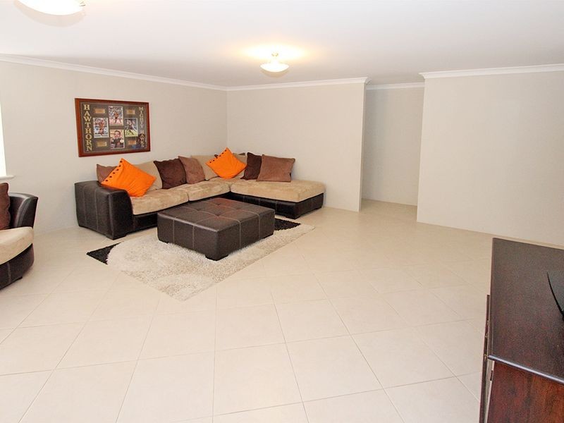 33 Seascapes Boulevard, Halls Head WA 6210