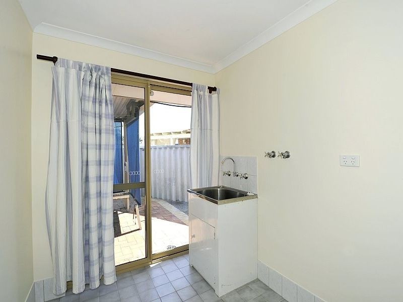 7B Shanto Court, Dudley Park WA 6210