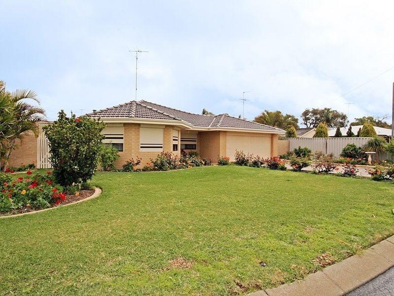 6 Crown Place, Wannanup WA 6210