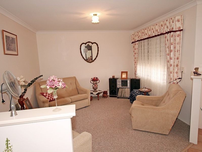 6 Crown Place, Wannanup WA 6210