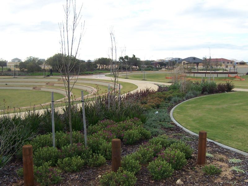 6 Lilly Pilly Lookout, Halls Head WA 6210