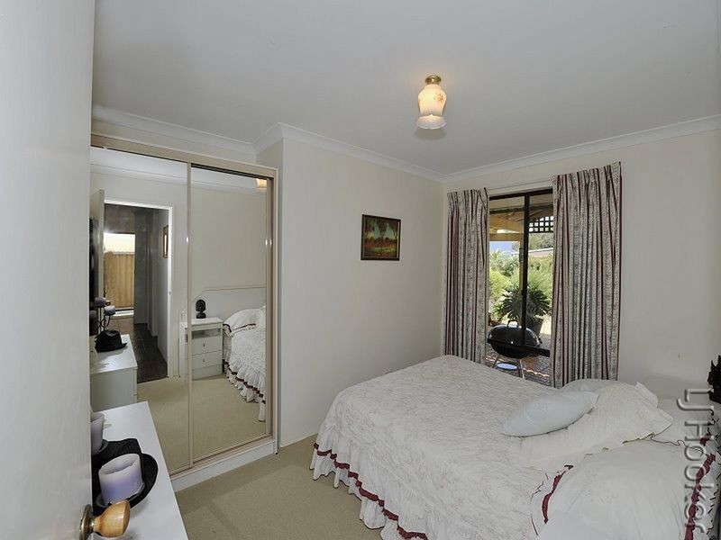 150 Banksia Terrace, South Yunderup WA 6208