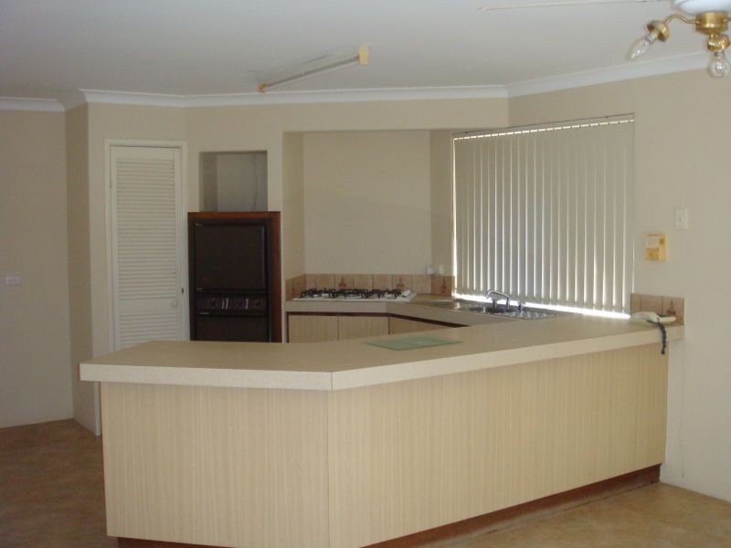 1b Birkdale Close, Halls Head, Mandurah WA 6210