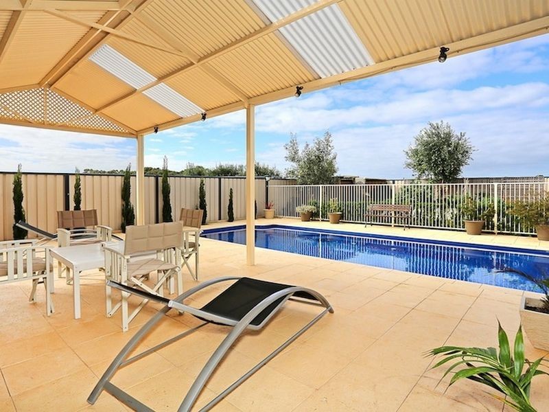 16 Donnybrook Turn, Dawesville WA 6211