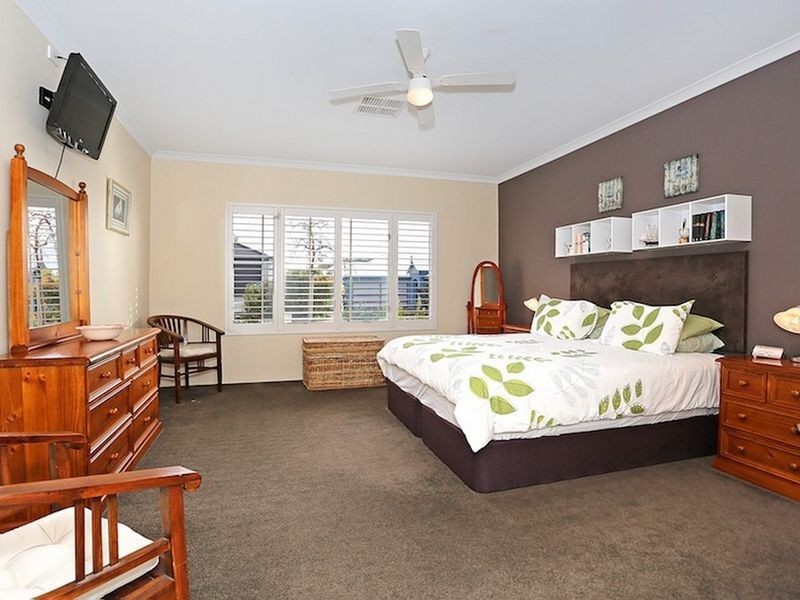 16 Donnybrook Turn, Dawesville WA 6211
