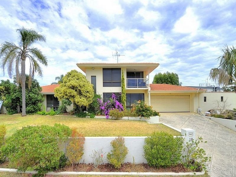 18 Armstrong Street, Halls Head WA 6210