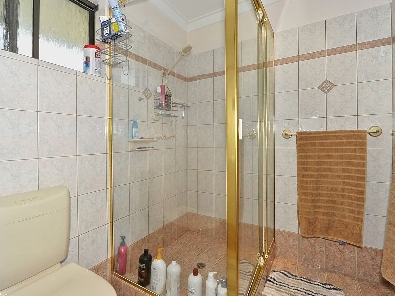 18 Armstrong Street, Halls Head WA 6210