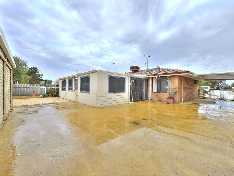 31 Wyeree Road, Mandurah WA 6210