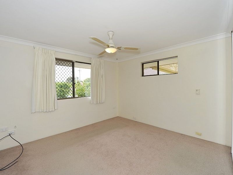 31 Wyeree Road, Mandurah WA 6210