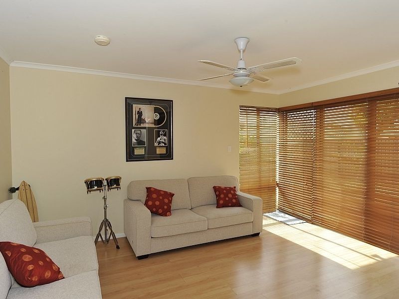12 Seawind Drive, Silver Sands WA 6210