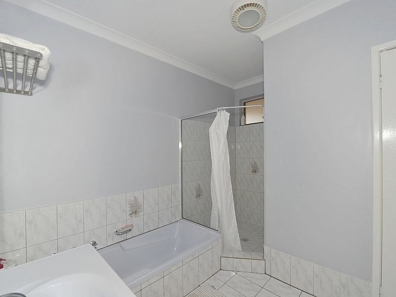 12 Seawind Drive, Silver Sands WA 6210