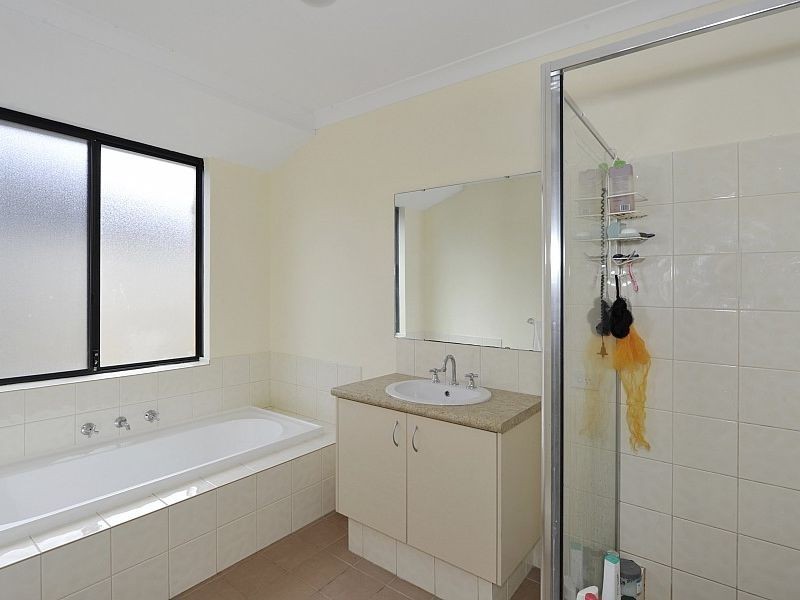 10 Formby Road, Meadow Springs WA 6210