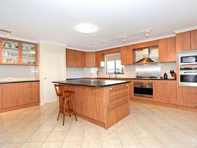 16 Capricorn Mews, Halls Head WA 6210