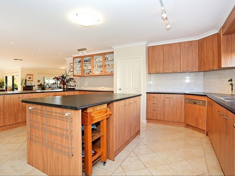 16 Capricorn Mews, Halls Head WA 6210
