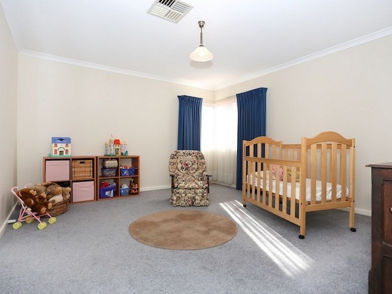 16 Capricorn Mews, Halls Head WA 6210
