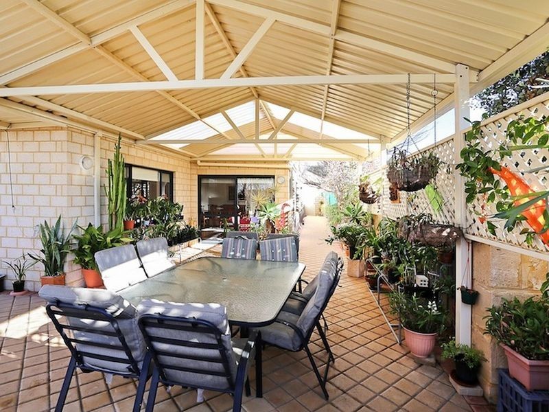 16 Capricorn Mews, Halls Head WA 6210