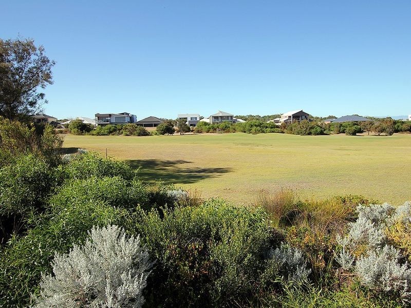 9 Caddadup Retreat, Dawesville WA 6211