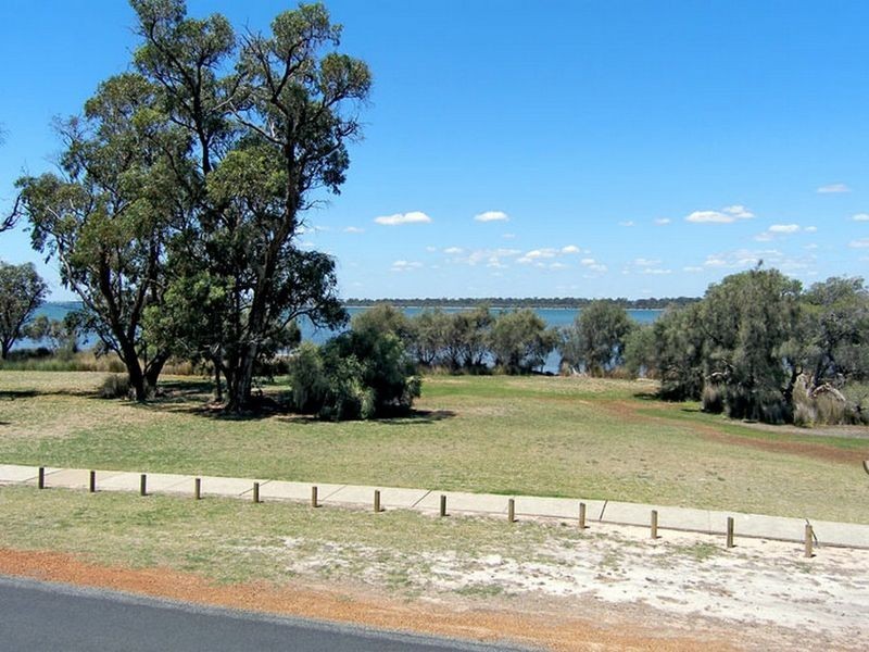 318 Estuary Road, Dawesville WA 6211