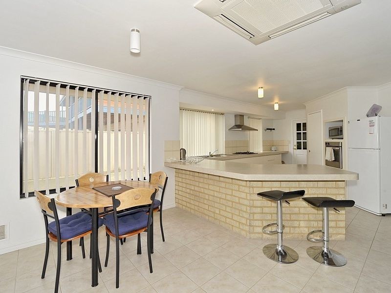 23 Peppertree Close, Wannanup WA 6210