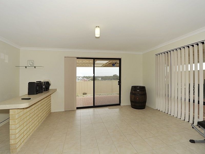 23 Peppertree Close, Wannanup WA 6210