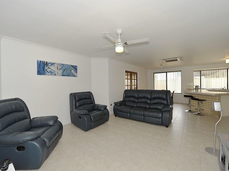 23 Peppertree Close, Wannanup WA 6210
