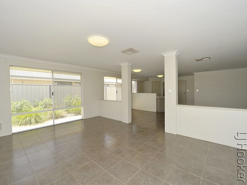 117 Meadow Springs Drive, Meadow Springs WA 6210