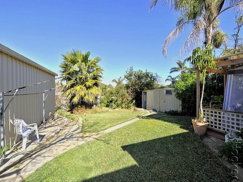 85 Leslie Street, Dudley Park WA 6210