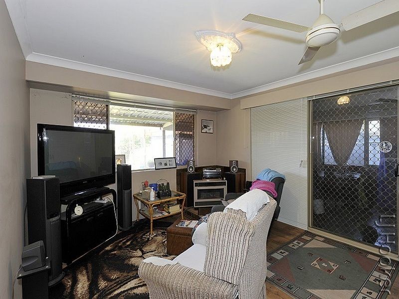 85 Leslie Street, Dudley Park WA 6210