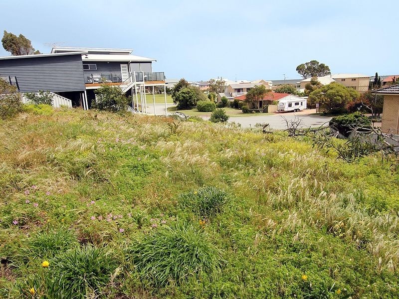 4 Haven Court, Silver Sands WA 6210