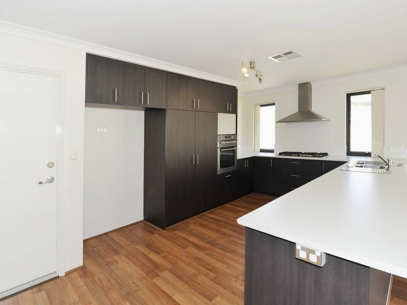 37 Wells Road, Pinjarra WA 6208