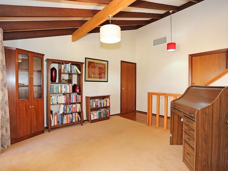 6 Camellia Court, Halls Head WA 6210