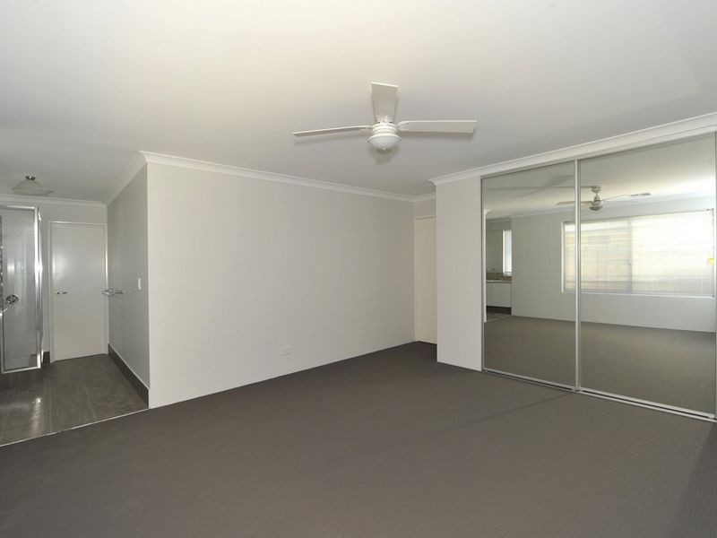 33 Skylark Loop, Erskine WA 6210