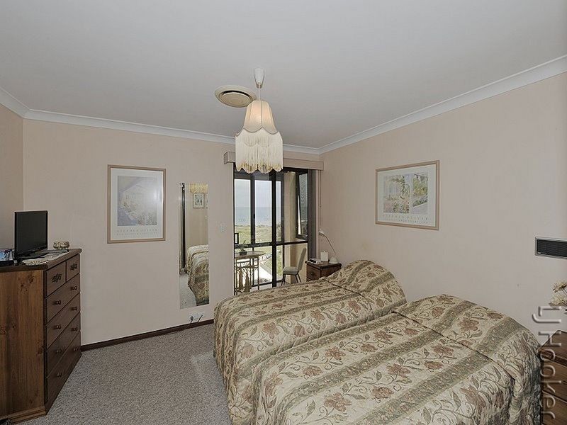 3/13 Sussex Place, Halls Head WA 6210