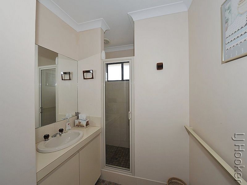 3/13 Sussex Place, Halls Head WA 6210