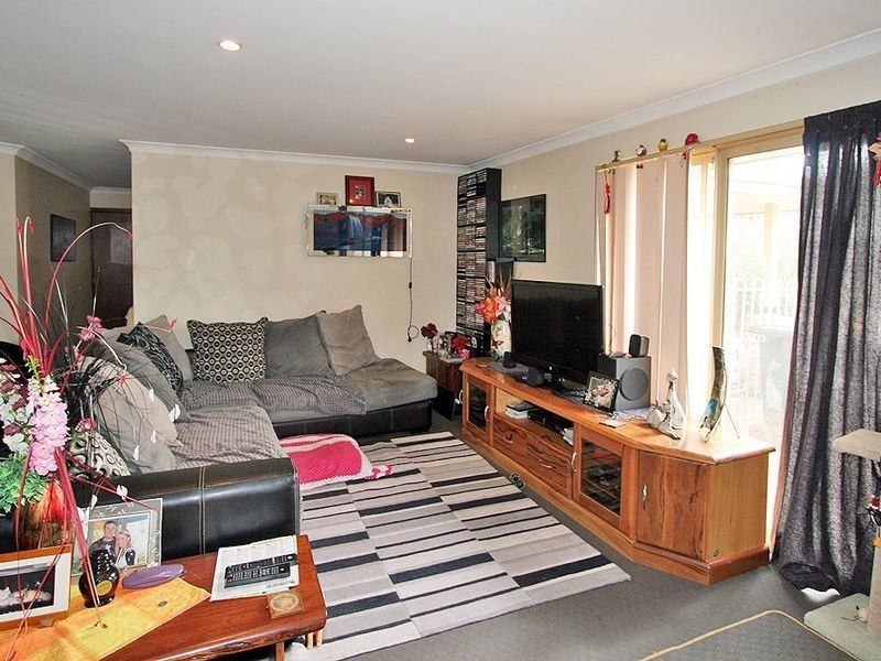 10 Dior Place, Greenfields WA 6210