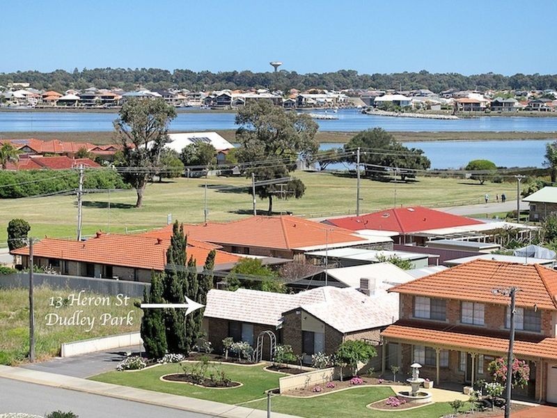 13 Heron Street, Dudley Park WA 6210