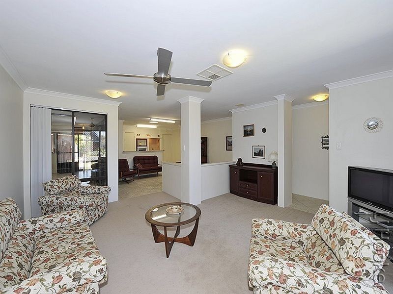 13 Heron Street, Dudley Park WA 6210