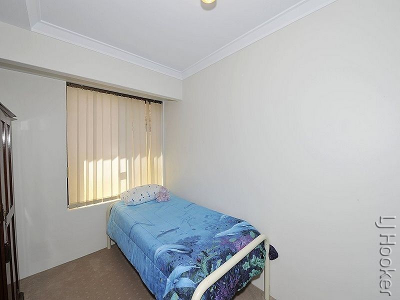 13 Heron Street, Dudley Park WA 6210