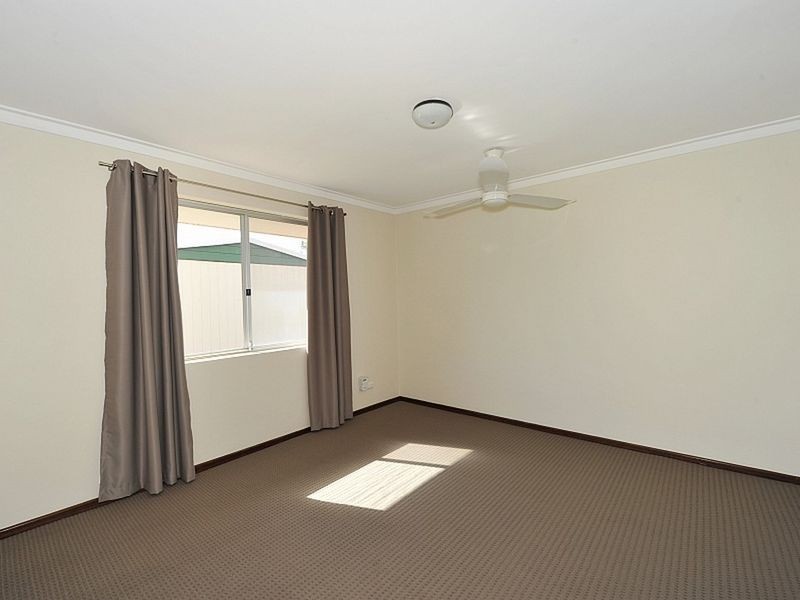 56 Janis Street, Halls Head WA 6210