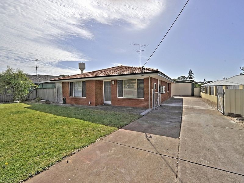 56 Janis Street, Halls Head WA 6210