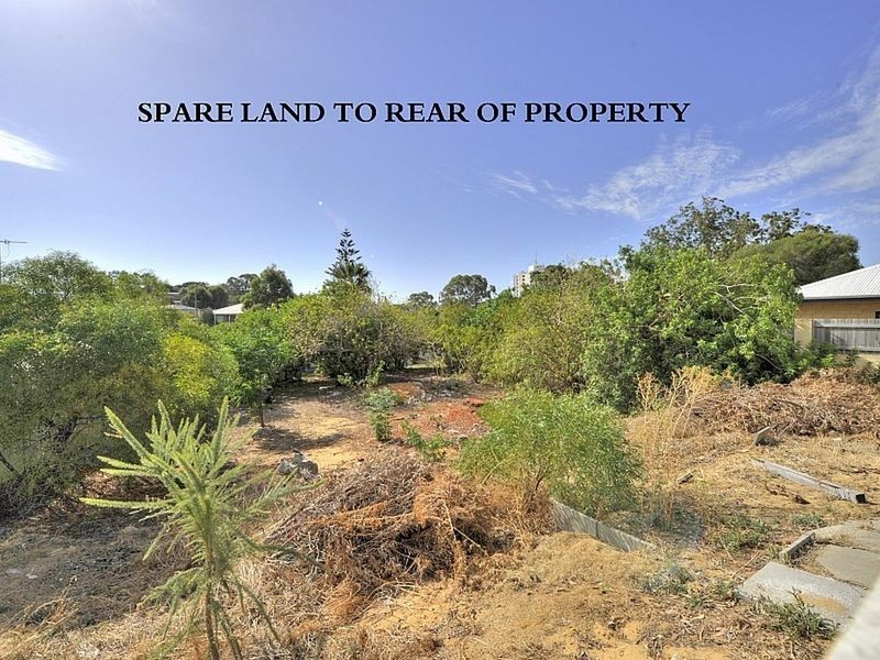 56 Janis Street, Halls Head WA 6210