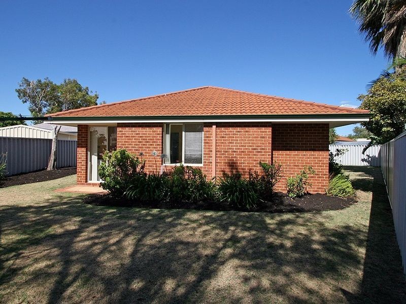 6A Seaton Close, Halls Head WA 6210