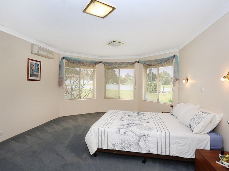 6 Orestes Street, San Remo WA 6210