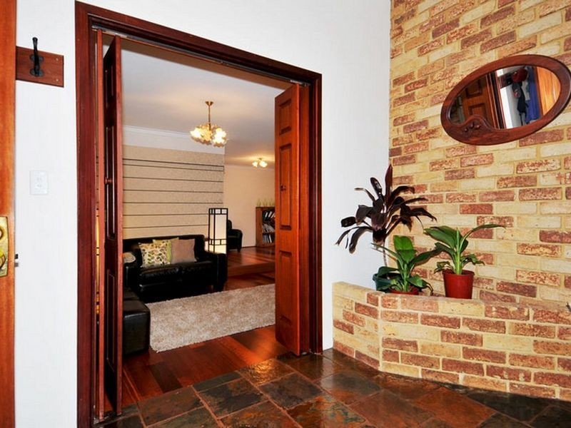 9 Pallinup Place, Dudley Park WA 6210
