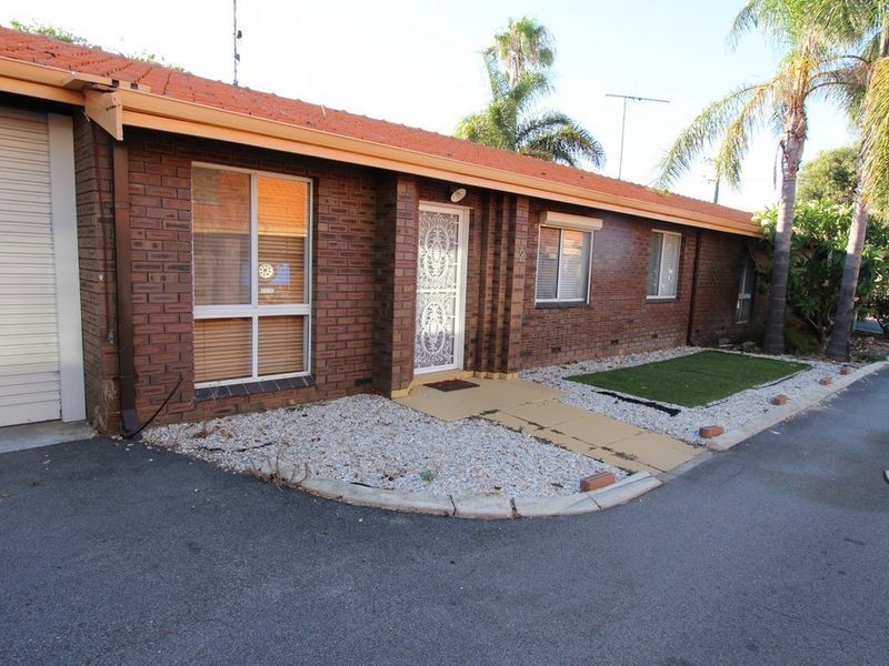 2/23 Creery Street, Dudley Park WA 6210