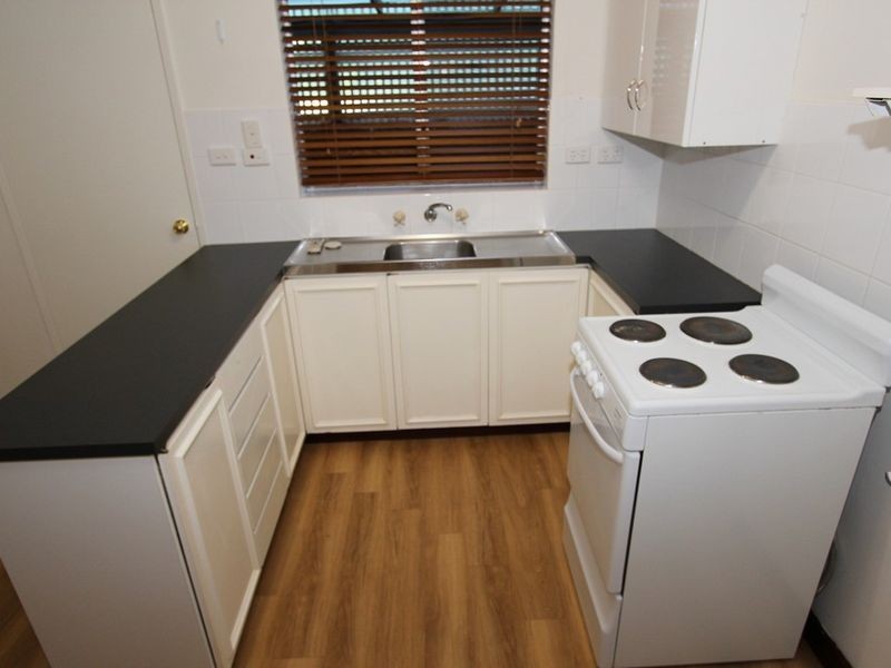 2/23 Creery Street, Dudley Park WA 6210