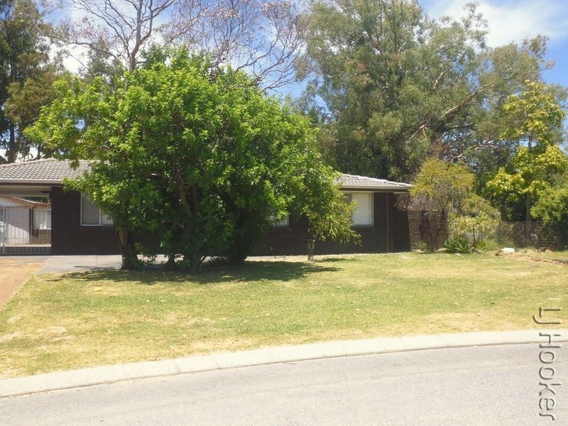 9 Clyde Place, Mandurah WA 6210
